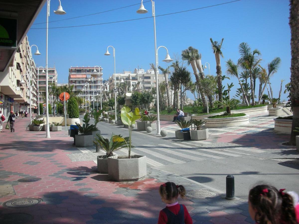 Apartamento Coliseo Almunecar Bagian luar foto